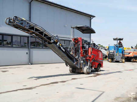 Frezarki drogowe  2014 WIRTGEN W 50 DCi (2)