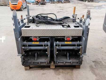 Finitrici con cingoli 2017 VÖGELE AB 220-3 TV (3)