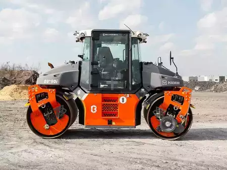 Tandemové válce 2021 Hamm DV+ 90i VV-S (5)