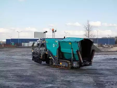 Tracked pavers 2018 VÖGELE Super 800-3i (2)