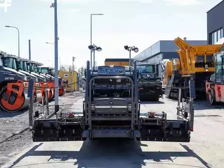 Asfaltmachines op rupsen 2017 VÖGELE Super 800-3i (7)
