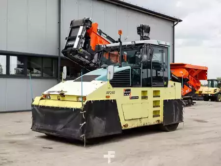 Kombi rullar 2009 Ammann AP 240 (2)