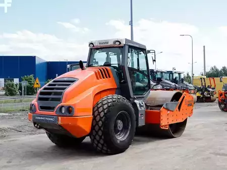 Compactador monocilíndrico 2017 Hamm H13i (6)