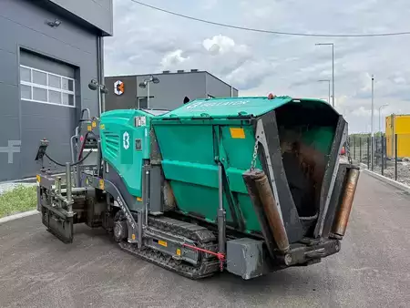 Pásové finišery 2016 VÖGELE SUPER 800-3i (4)