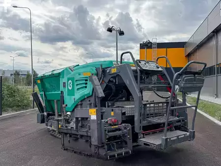 Pásové finišery 2016 VÖGELE SUPER 800-3i (8)