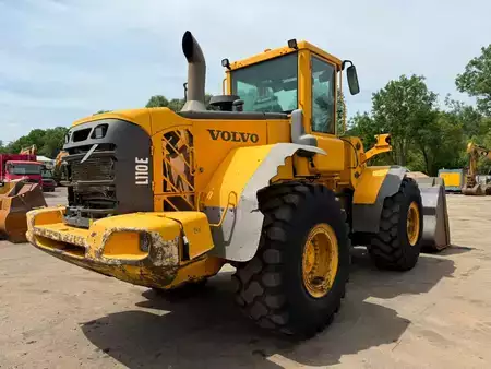 Kolové nakladače 2006 Volvo L 110 E //BJ. 2006 / 7964H/ZSA/Klima/ (4)