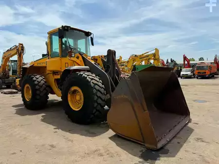 Kolové nakladače 2006 Volvo L 110 E //BJ. 2006 / 7964H/ZSA/Klima/ (6)