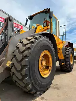 Kolové nakladače 2006 Volvo L 110 E //BJ. 2006 / 7964H/ZSA/Klima/ (9)