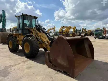 Kolové nakladače 2003 Caterpillar 924 G //BJ. 2003 / 17572H/Hochkippschaufel (6)