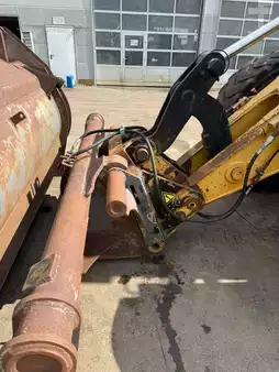 Kolové nakladače 2003 Caterpillar 924 G //BJ. 2003 / 17572H/Hochkippschaufel (8)