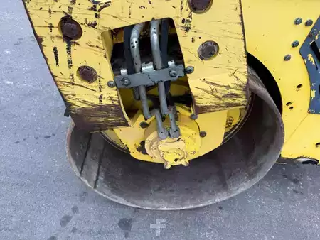 Tandemruller 2005 BOMAG BW 120 AD-4 // 2005 / 2200 H/ Vibration (9)