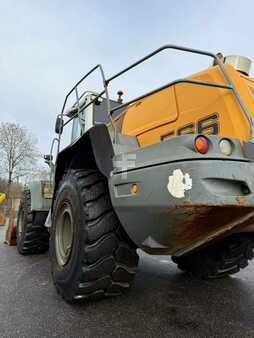 Chargeuse sur pneus 2015 Liebherr L 566 / BJ. 2015 / 11.000H/Klima/ZSA/WAAGE (13)