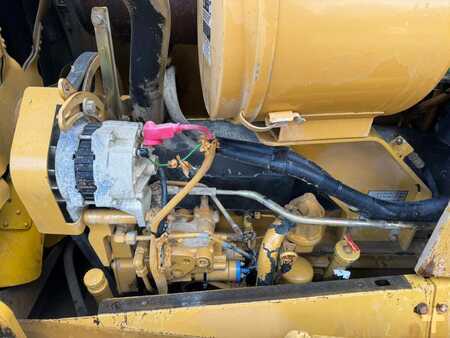 Caterpillar D 6 M LGP ** BJ. 1999 * 11290H / Ripper Ventile