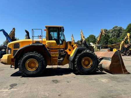 Volvo L220G **BJ. 2011 *16600H/ZSA/TOP Zustand**