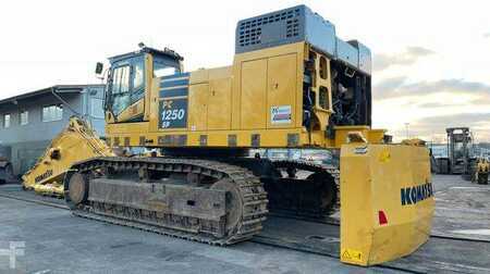 Kettenbagger 2018 Komatsu PC1250-11SP*BJ2018 *7500H ** NEW engine ** TOP** (3)