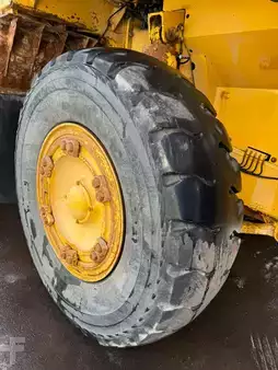 Dampry  2006 Komatsu HD 405-6 //BJ. 2006 - 21317H (17)