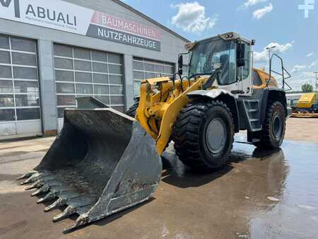 Radlader 2018 Liebherr L550 Xpower ** BJ. 2018 *5044H/ZSA/Klima/SW/TOP (2)