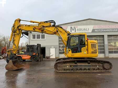 Bæltegraver 2015 Komatsu PC 228 USLC-10 //BJ. 2015/10761H/OilQuick 70/55 (1)