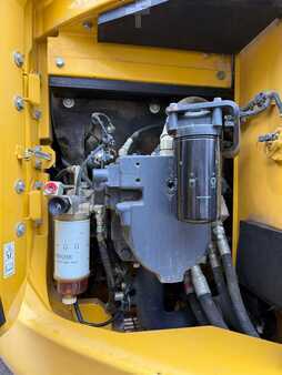 Bæltegraver 2015 Komatsu PC 228 USLC-10 //BJ. 2015/10761H/OilQuick 70/55 (19)