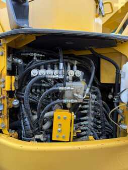 Bæltegraver 2015 Komatsu PC 228 USLC-10 //BJ. 2015/10761H/OilQuick 70/55 (20)