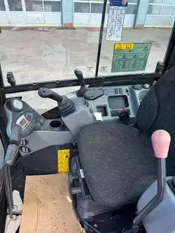Mini Escavatori 2018 Bobcat E 27Z // BJ.: 2018 /884H/SW/3 Löffel (18)