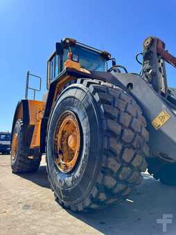 Radlader 2008 Volvo L180F **BJ. 2008 *11982 H/ZSA/TOP Zustand** (8)