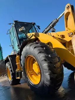 Ładowarki kołowe 2018 Caterpillar 910 M // BJ. 2018/1084H/3.rd Line (12)