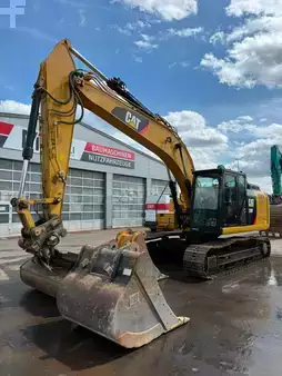 Hydraulic Excavators 2017 Caterpillar 320 FL // BJ. 2017 / 13256H/Klima/SW/3 Löffel (2)