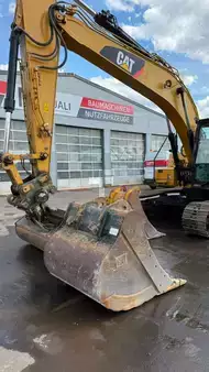 Hydraulic Excavators 2017 Caterpillar 320 FL // BJ. 2017 / 13256H/Klima/SW/3 Löffel (9)