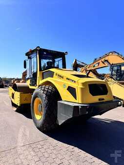 Rolos combinados 2019 BOMAG BW213 D-5 **BJ. 2019 * 489H - TOP ( like New ) (3)