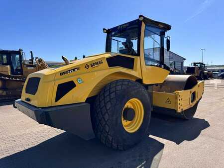 Rolos combinados 2019 BOMAG BW213 D-5 **BJ. 2019 * 489H - TOP ( like New ) (5)