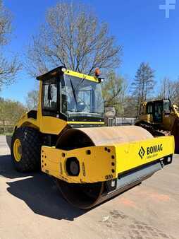 Rolos combinados 2019 BOMAG BW213 D-5 **BJ. 2019 * 489H - TOP ( like New ) (7)