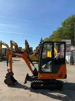 mini escavadeira 2022 Hitachi ZX 19-6 CR //BJ. 2022/ 324H/SW/Hammerleitung (1)
