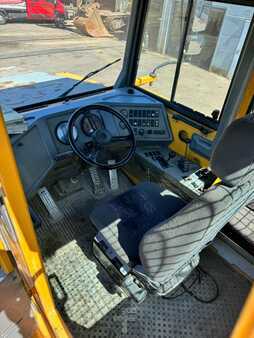 Zalomené klouby-dampry  2001 Volvo A 30 C (19)