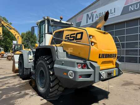 Radlader 2020 Liebherr L550 XPOWER ** BJ.2020 * 4397H/ZSA/SW/Michelin L5 (3)
