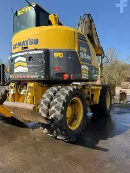 Mobil gravemaskin 2013 Komatsu PW 98 MR-8 //BJ. 2013/14351H/SW/4 Buckets (12)