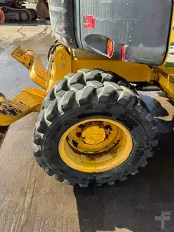 Mobil gravemaskin 2013 Komatsu PW 98 MR-8 //BJ. 2013/14351H/SW/4 Buckets (16)