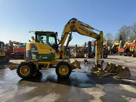 Mobil gravemaskin 2013 Komatsu PW 98 MR-8 //BJ. 2013/14351H/SW/4 Buckets (6)