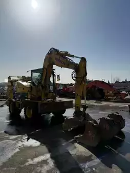 Mobil gravemaskin 2013 Komatsu PW 98 MR-8 //BJ. 2013/14351H/SW/4 Buckets (7)