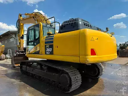 Rupsgraafmachines 2018 Komatsu PC 360 NLC-11 //BJ. 2018 /8496H/ZSA/SW/TOP Zustand (3)