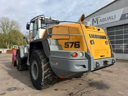 Chargeuse sur pneus 2015 Liebherr L 576 **BJ. 2015* 5446 H/Klima/WAAGE/ZSA ** (3)