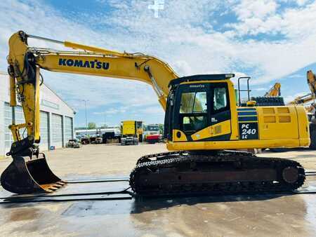 Hydraulic Excavators 2018 Komatsu PC 240 LC-11 ** BJ. 2018 * 7486H/SW/Klima/ZSA ** (1)
