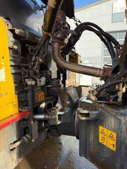 Knickgelenkte Muldenkipper/Dumper 2008 Komatsu HM 400-2 //BJ. 2008/15960H/Klima/6X6/ (13)