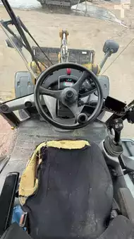 Hjullæsser 2013 Caterpillar 908 H // BJ. 2013 / 5819H/SW/Klappschaufel (19)