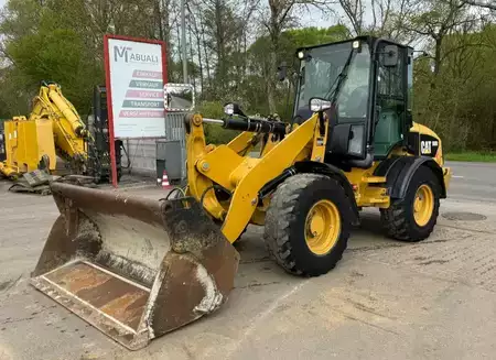 Hjullæsser 2013 Caterpillar 908 H // BJ. 2013 / 5819H/SW/Klappschaufel (2)