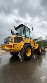 Kolové nakladače 2017 Volvo L 30 G //BJ. 2017 / 5858H/SW/Gabel/Klappschaufel (16)
