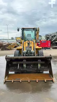 Kolové nakladače 2017 Volvo L 30 G //BJ. 2017 / 5858H/SW/Gabel/Klappschaufel (8)