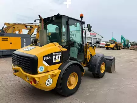 Wheel Loaders 2014 Caterpillar 906 H 2 //BJ. 2014/8500H/SW (5)