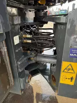 Chargeuse sur pneus 2010 Komatsu WA 250 PZ-6 //BJ. 2010 /3900H/ZSA/SW/GABEL (16)