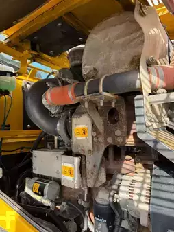 Chargeuse sur pneus 2010 Komatsu WA 250 PZ-6 //BJ. 2010 /3900H/ZSA/SW/GABEL (18)